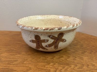 Hand-Painted Gingerbread Man Ceramic Bowl - Speckled Cream with Brown Rim - Festive Kitchen Decor