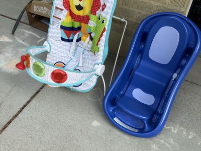 Free baby bouncer and bathtub