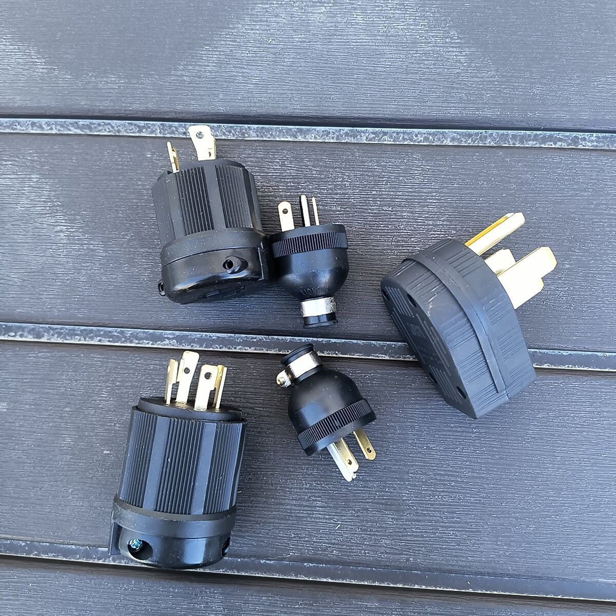 connectors for 20 30 40 and 50 amp plugs