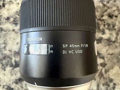Tamron SP 45mm F/1.8 Di VC USD