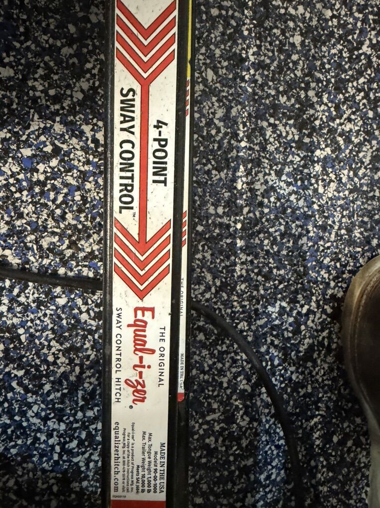 EquilZer 4 Way Stabiling Hitch