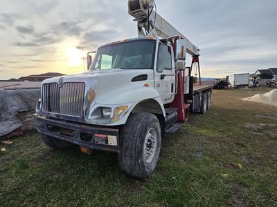 INTERNATIONAL CRANE 70FT