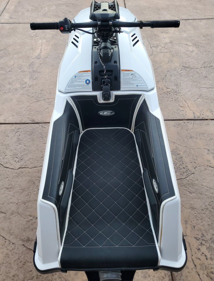 Main image 4