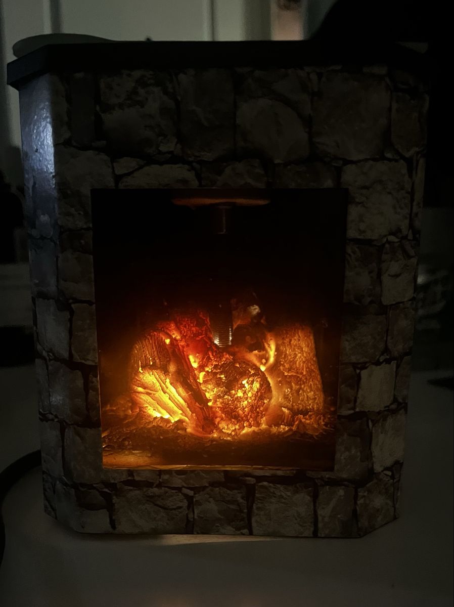 Fireplace Wax Melt w Wax Cubes