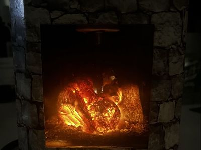 Fireplace Wax Melt w Wax Cubes