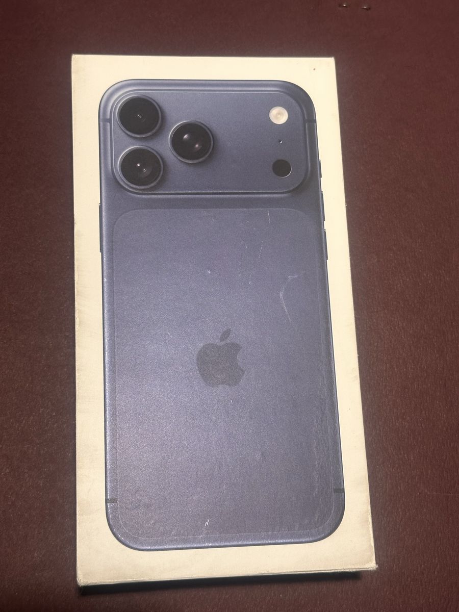 iPhone 17 pro max 256G