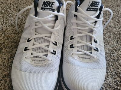 Nike Air Versitile Men's Basketball Shoes - White/Black, Size 11.5 US