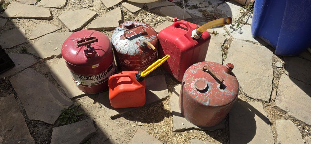 Gas cans