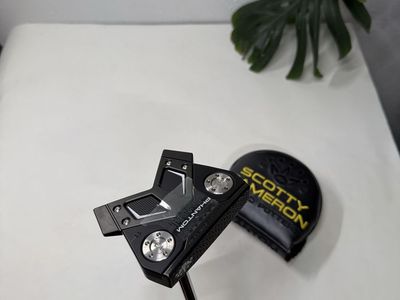 NEW 2026 Scotty Cameron Phantom Black 11 Limited Release 35” RH Putter
