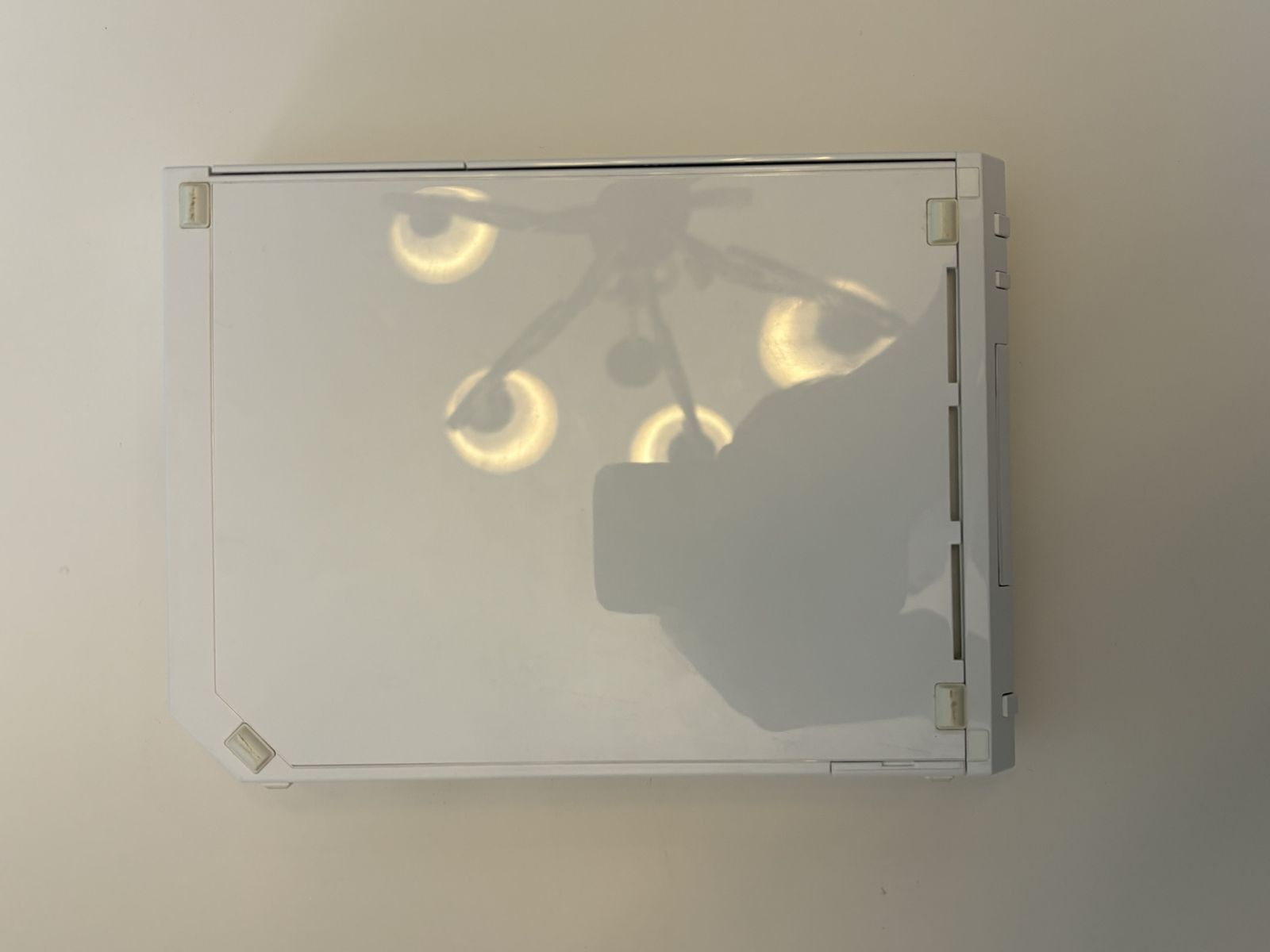 Main image 3