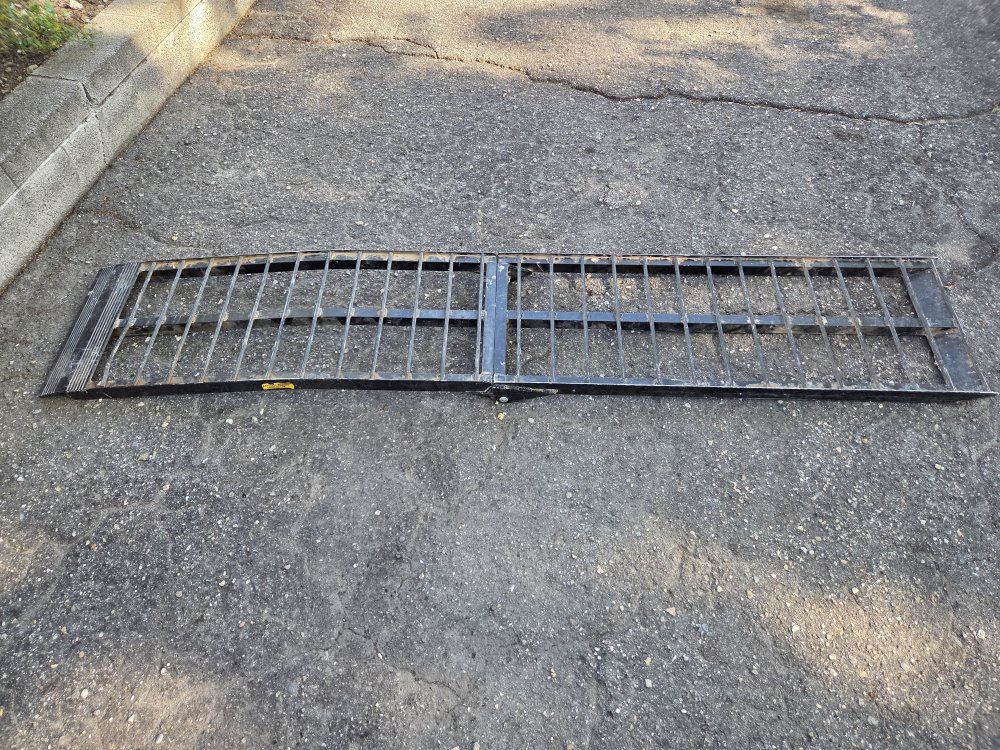 Folding motorcycle ramp
