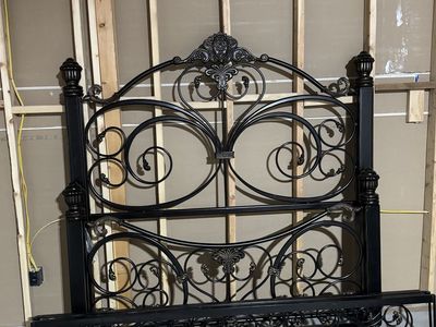 Decorative all metal queen size bed frame