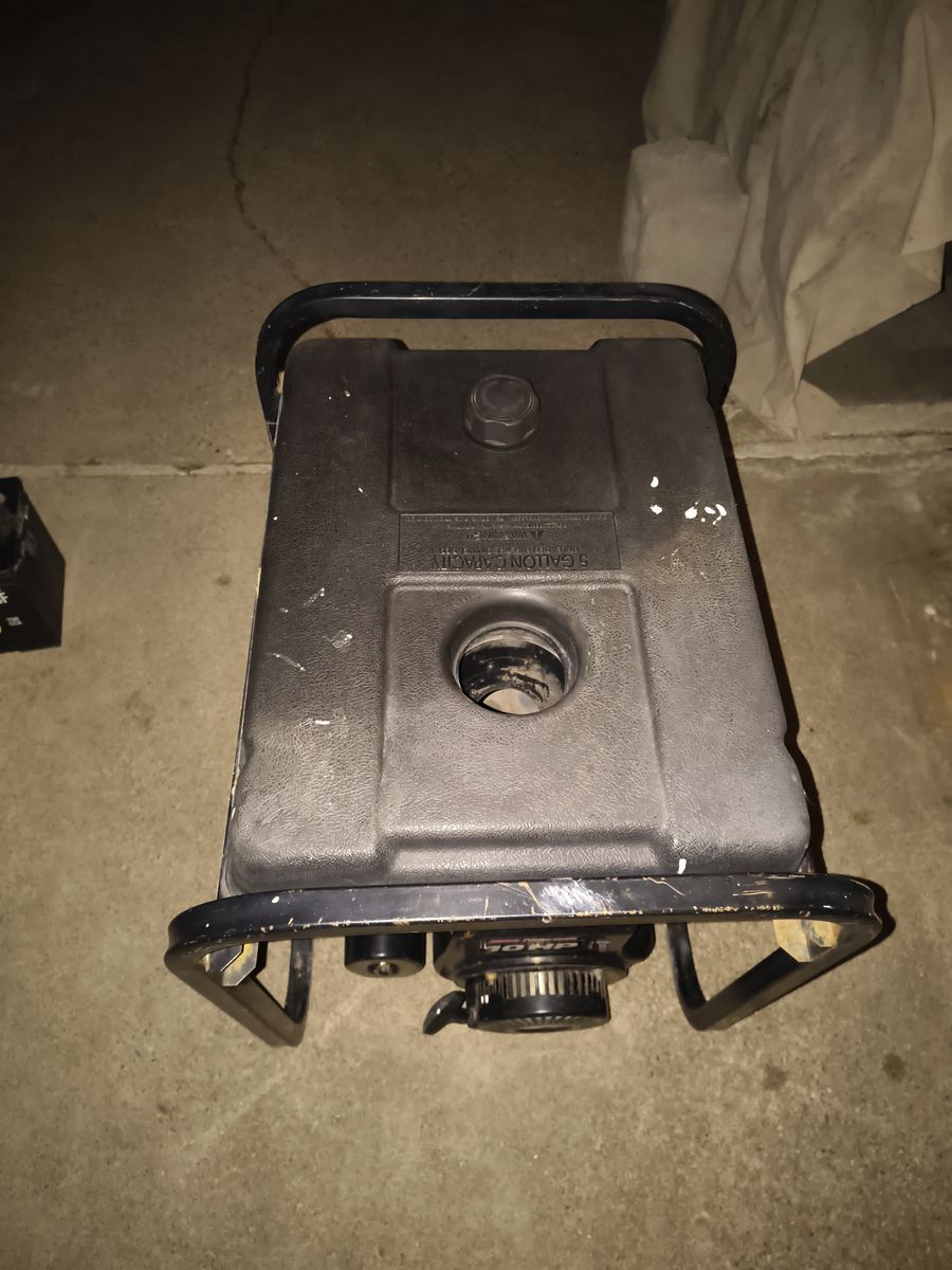 Main image 3