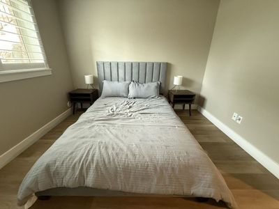 Modern Bed Frame + Nightstands + Lamps (Full Set