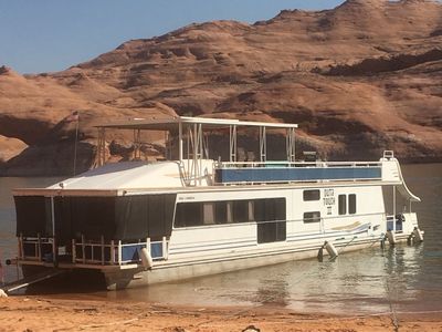 HOUSEBOAT...69 x 16 ft... Solar Power