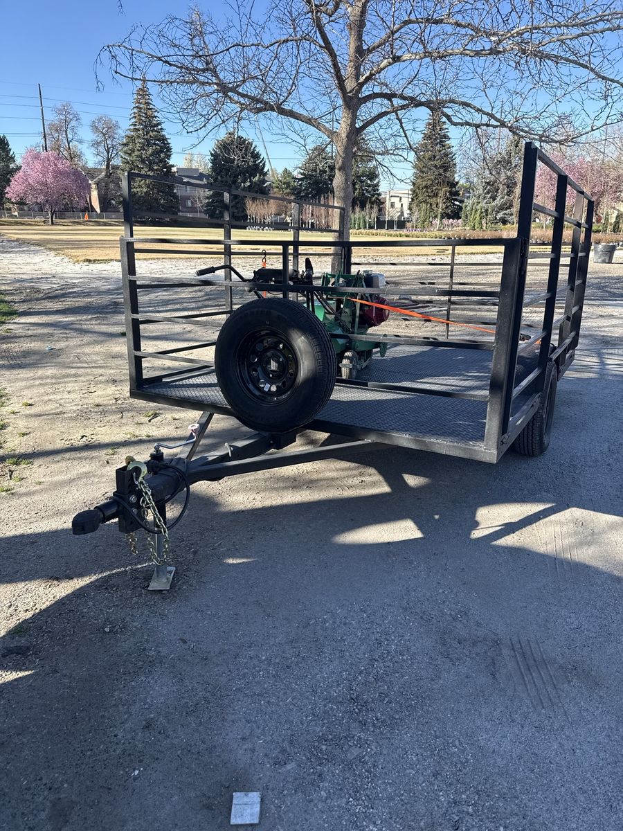 End load or side load trailer