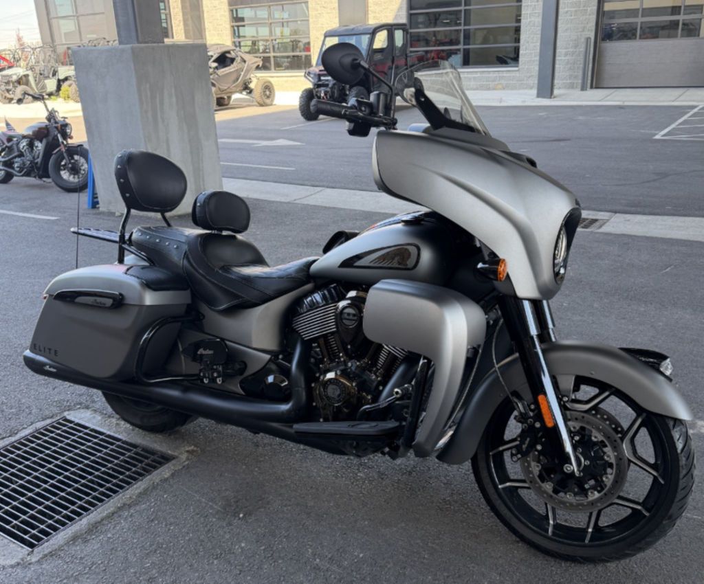 2022 Indian Motorcycle® Chieftain® Elite Heavy Metal Smoke with Polished Bronze Accents