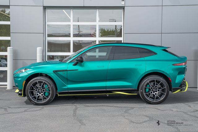 2024 Aston Martin DBX 707