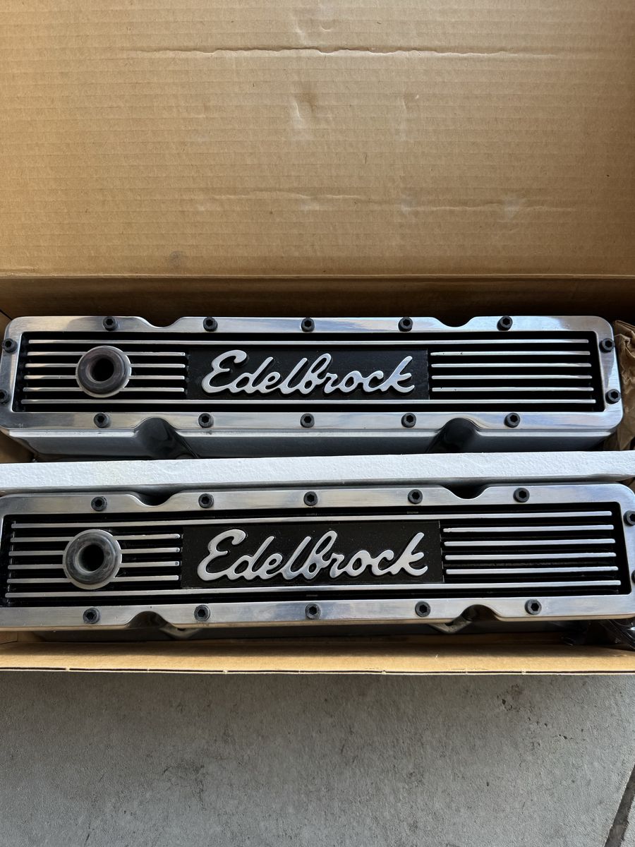 Edelbrock Elite Series Valve Covers 