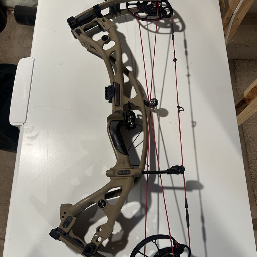 Hoyt RX-5