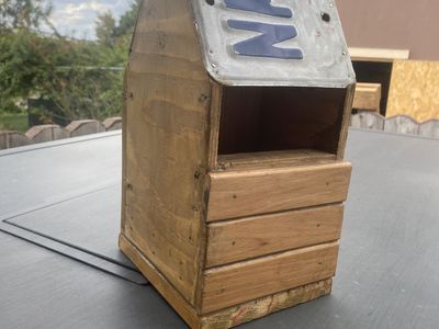 Bird house