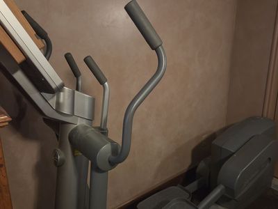 LifeFitness 93X Elliptical Trainer