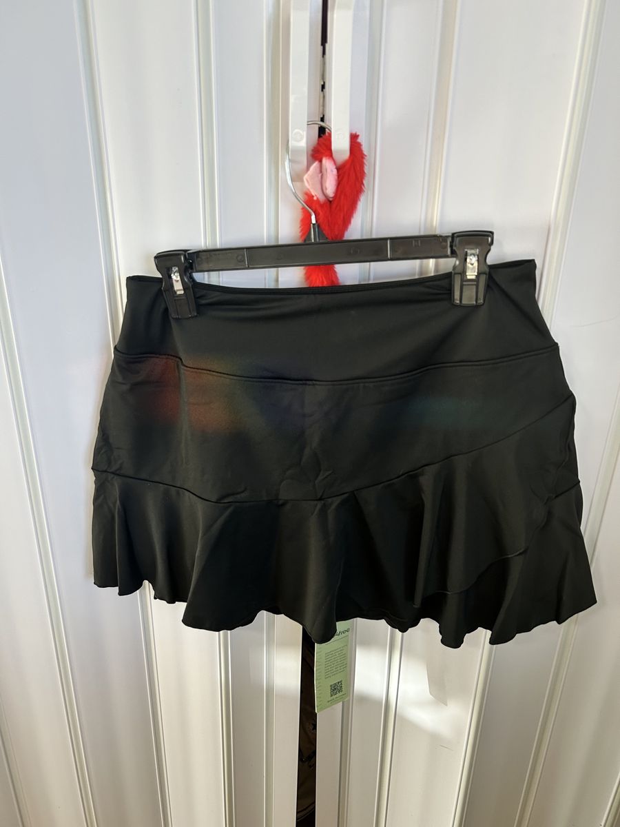 Flowy Tennis Skirt - Breathable & Stretchy with Phone & Ball Pockets