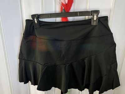 Flowy Tennis Skirt - Breathable & Stretchy with Phone & Ball Pockets