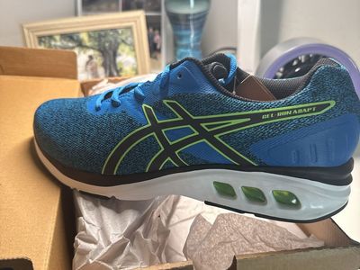 Brand new ASICS Gel-Run Adapt Men's Running Shoes Size 9 Directoire Blue/Black
