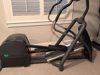Elliptical- Precor EFX546- Commercial grade