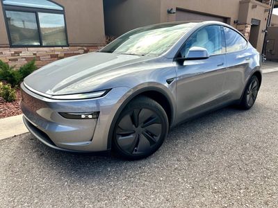 2026 Tesla Model Y Long Range