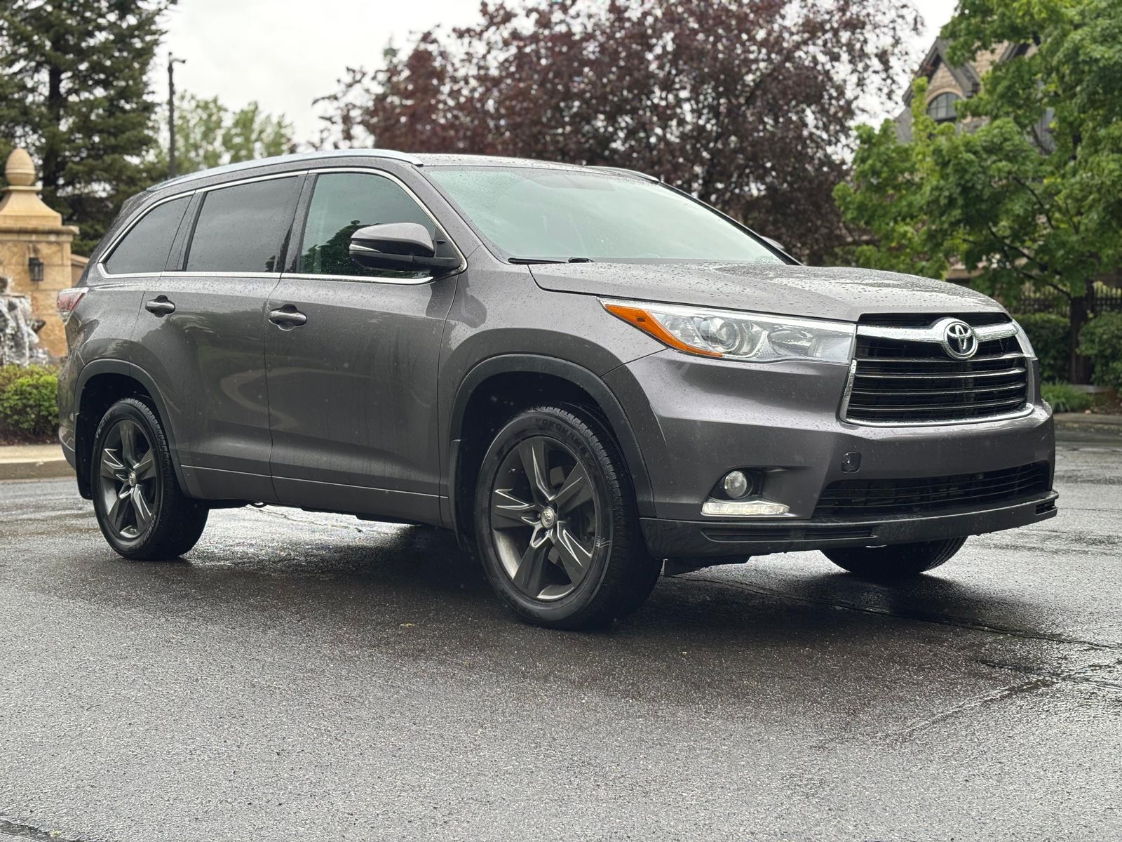 2015 TOYOTA HIGHLANDER Limited