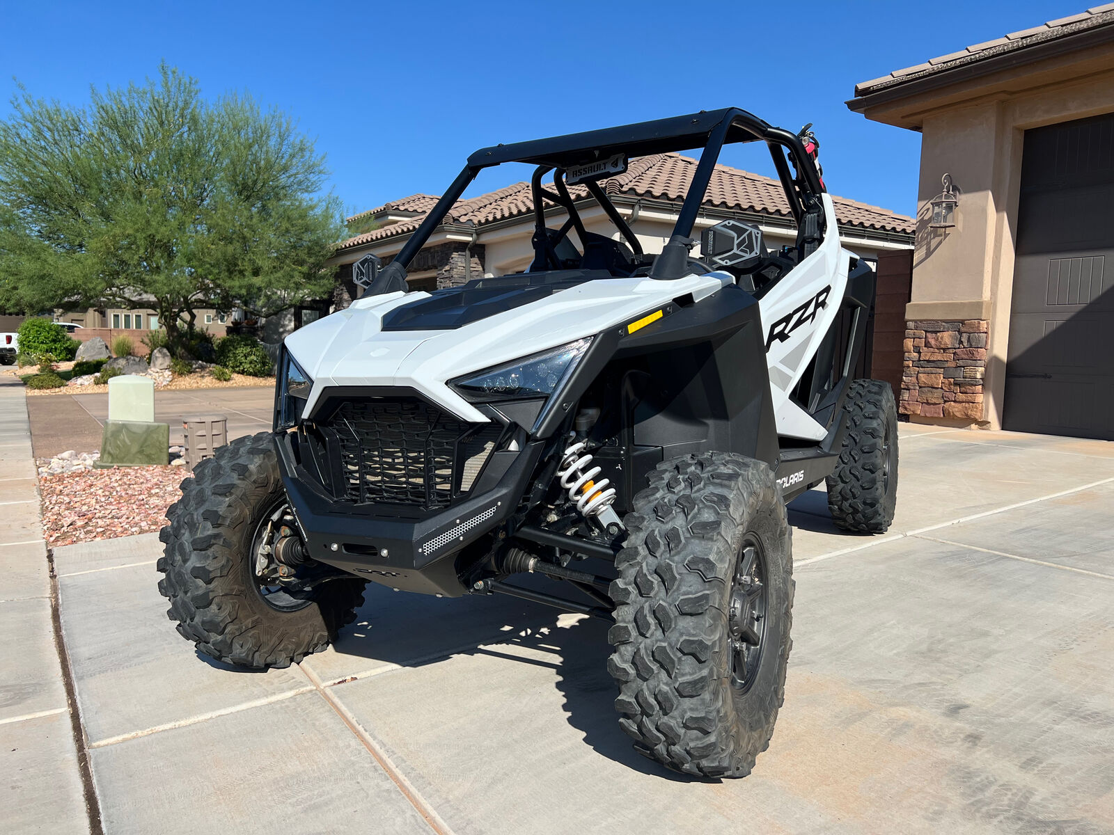 2022 Polaris RZR Pro XP Sport — White Lightning