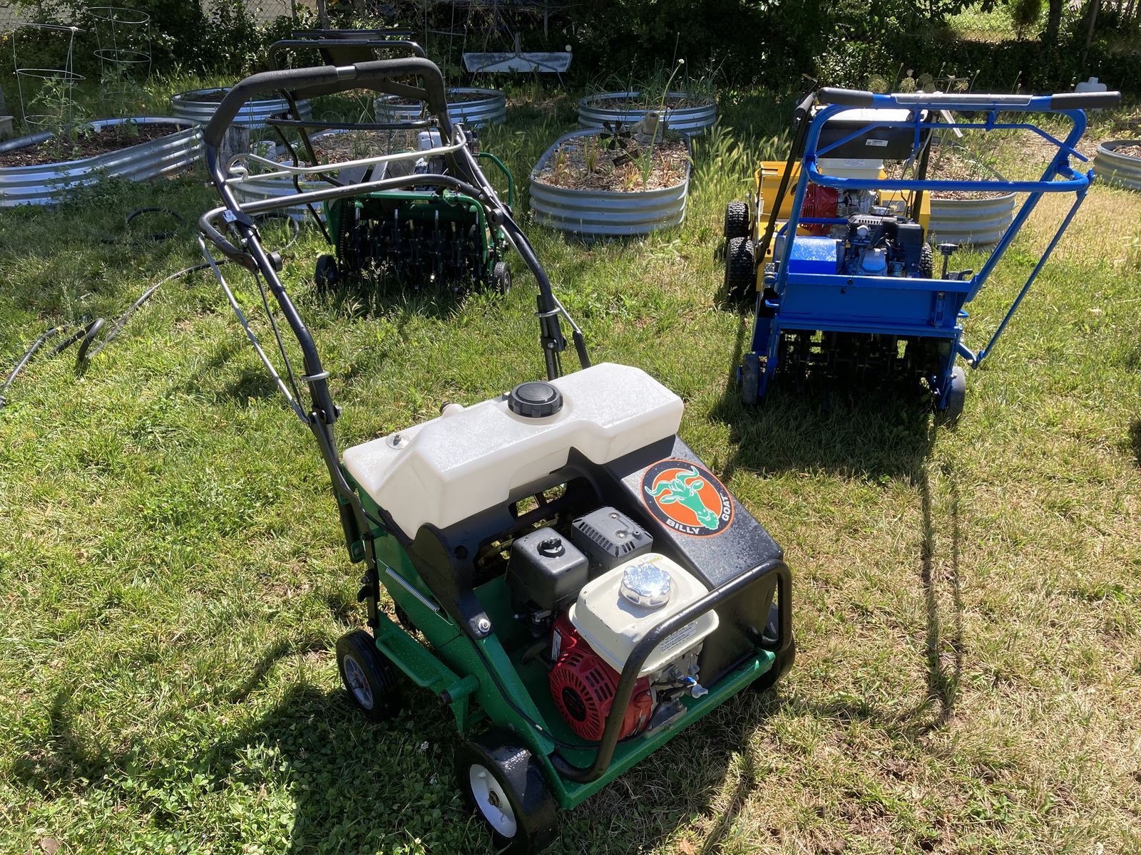 Like New Billy Goat AE401H Aerator