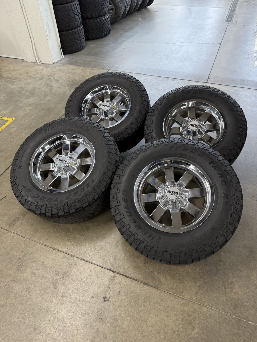 18x9 moto metal wheels/ 275/70/18 a/t tires