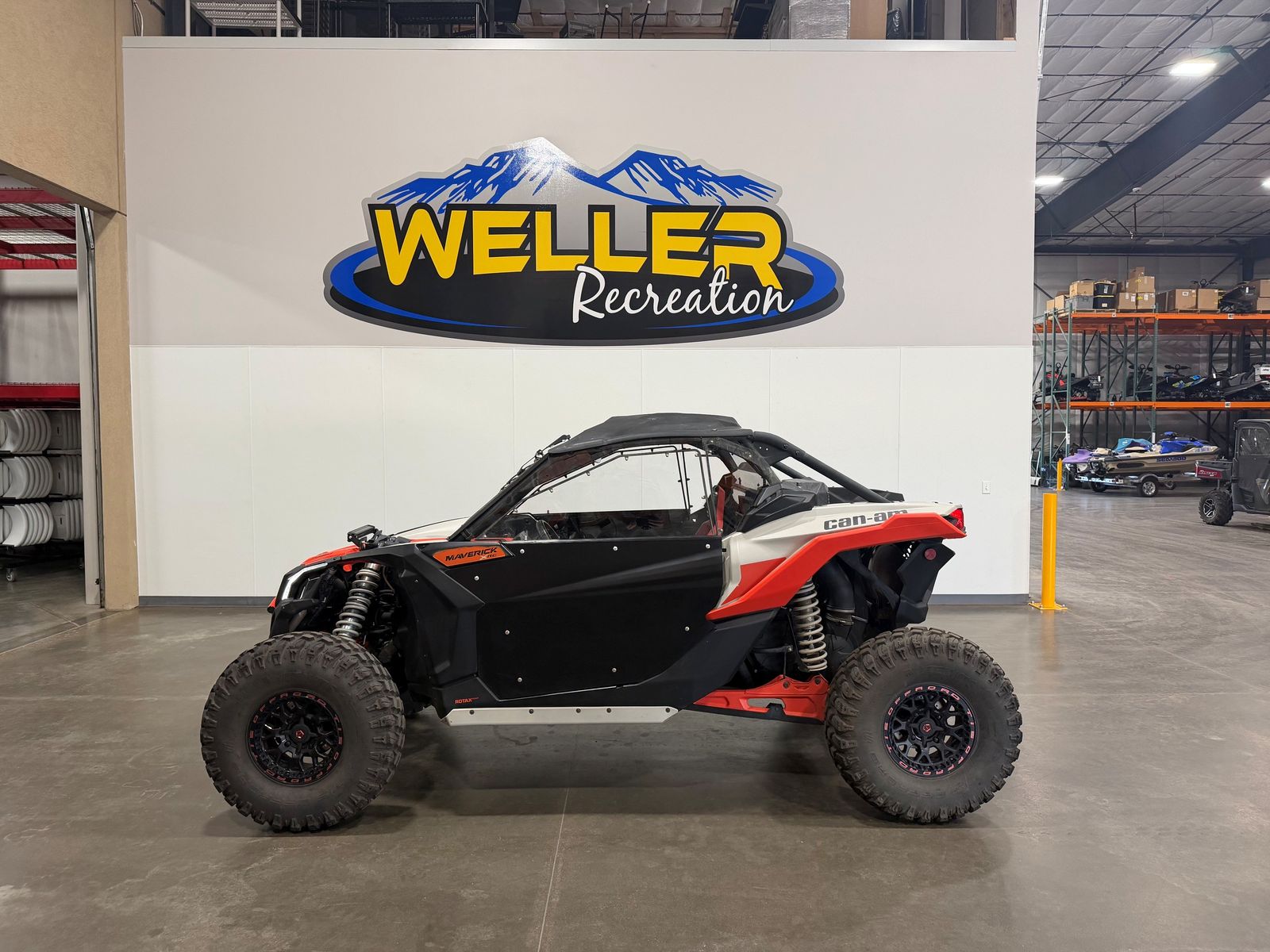 2021 CAN AM MAVERICK X3 X RC TURBO     GRAY/RED