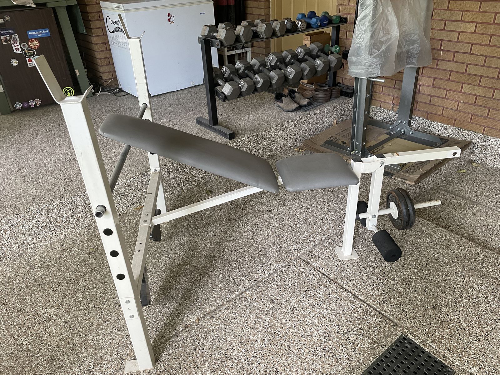 Weight bench