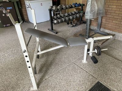 Weight bench
