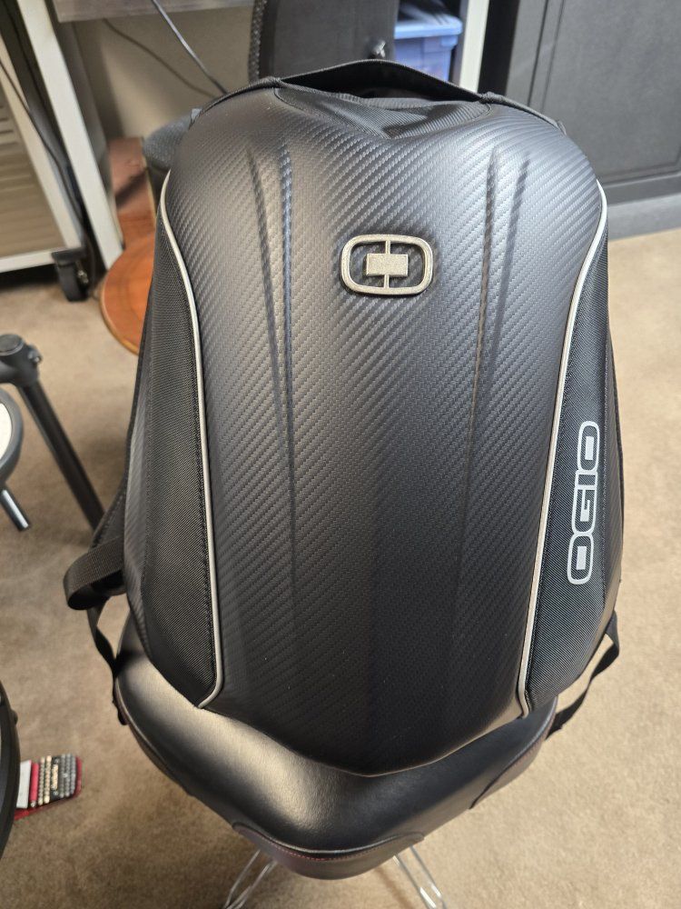 OGIO No Drag Mach 5 Helmet Backpack