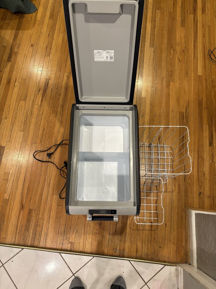 Dometic CFX345 Portable Compressor Cooler 46L 12V/24V AC/DC Refrigerator Freezer