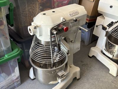 Eurodib 20 QT Commercial Planetary Dough Mixer w/ Bowl & Whisk Attachment