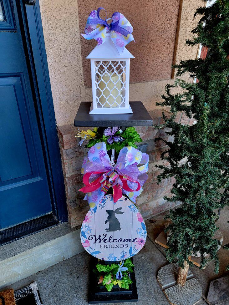 EASTER~Entryway/Porch Welcome Post
