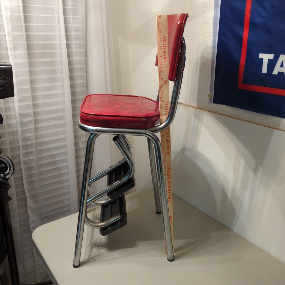 step stool red vinyl counter chair  (vintage)