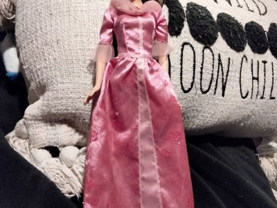 Sing-A-Long Belle doll
