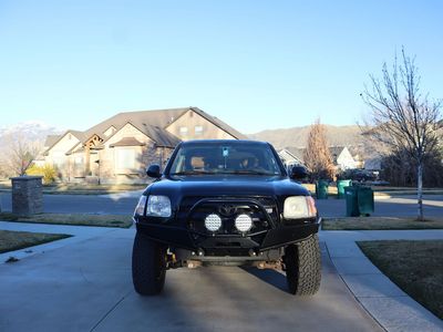 2004 TOYOTA TUNDRA Limited V8