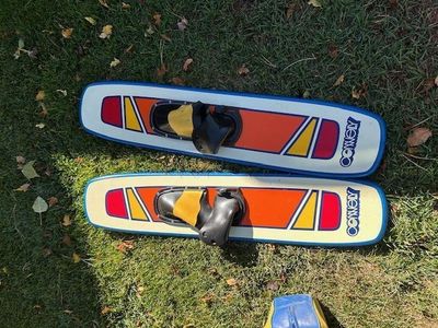 Short Waterskis with Bag