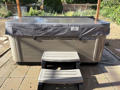 Bullfrog A5L Premium Luxury Hot Tub