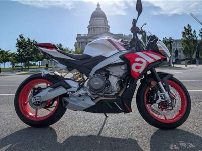 Aprilia Tuono 660 Factory (2024) Motorcycle