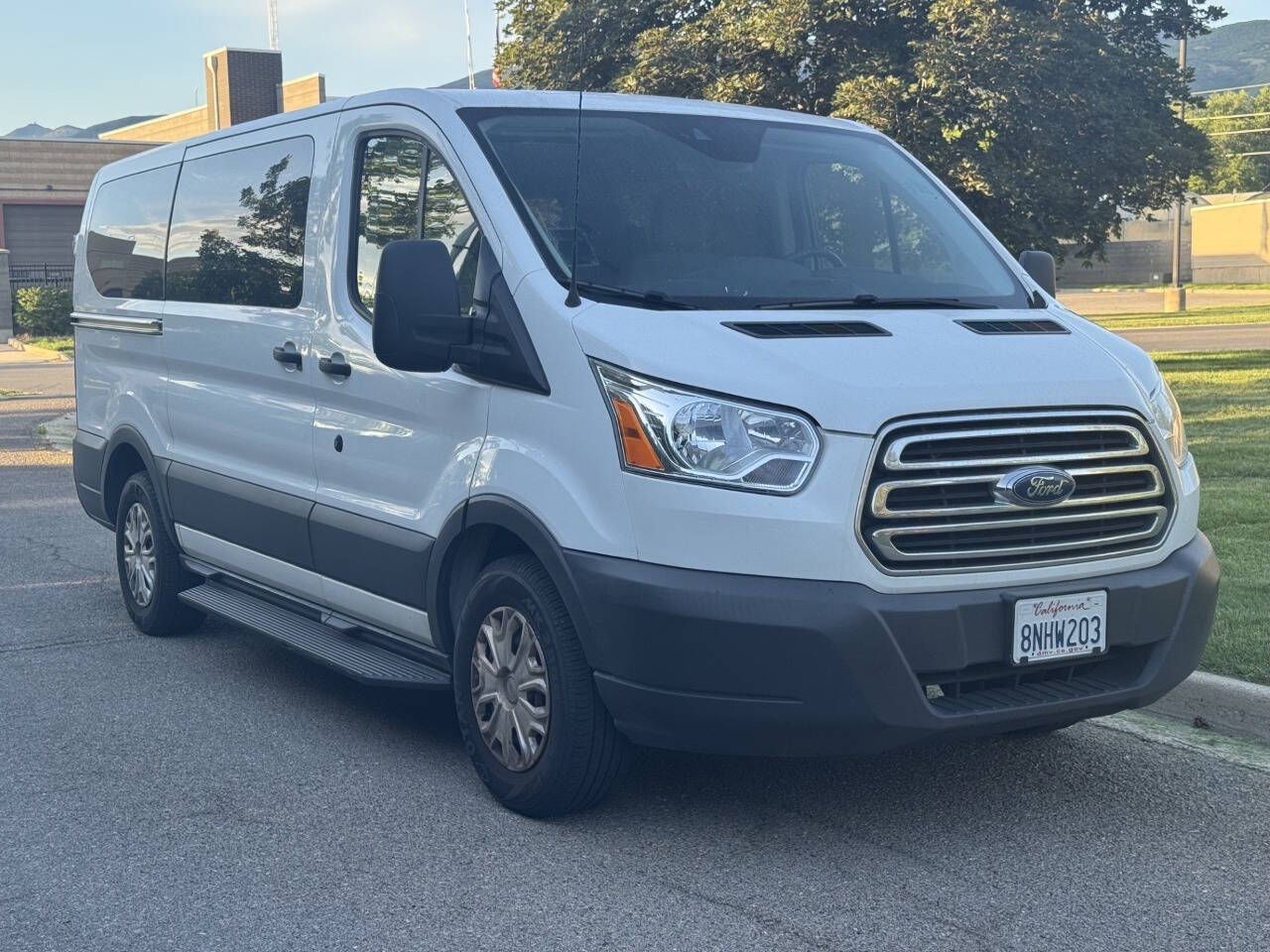 2019 Ford Transit 150 XLT
