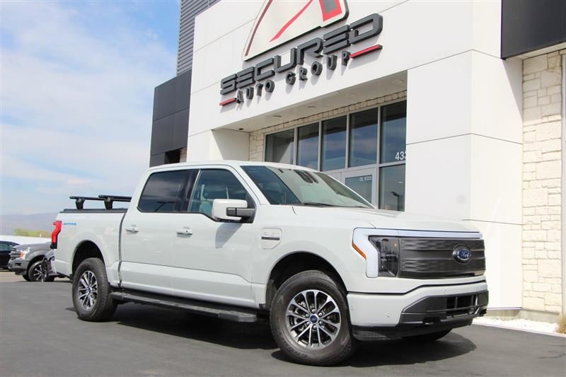 2023 Ford F-150 Lightning Lariat